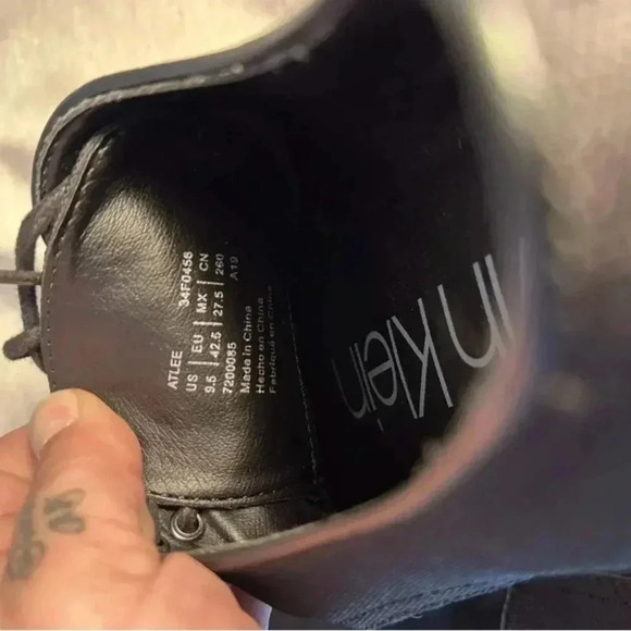 Calvin Klein Men’s Black Aggussie Dress Shoes Size 9.5 - Picture 7 of 7